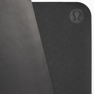 Lululemon yoga mat